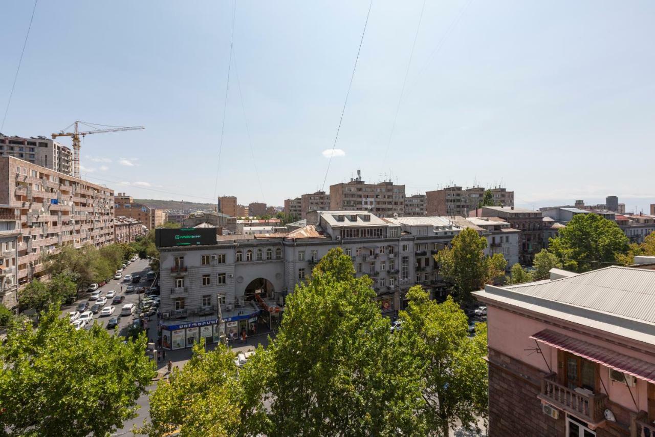 Umba Apartment N3 - Balcony And Mount Ararat View Erévan Extérieur photo